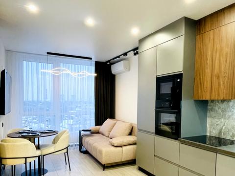 квартира за адресою Причальна вул., 12