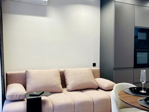 квартира за адресою Причальна вул., 12