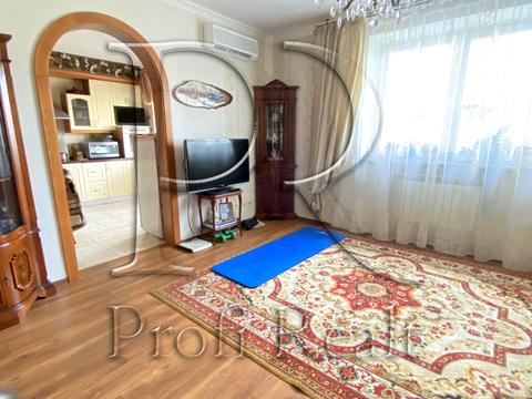 квартира за адресою Автозаводська вул., 99/4