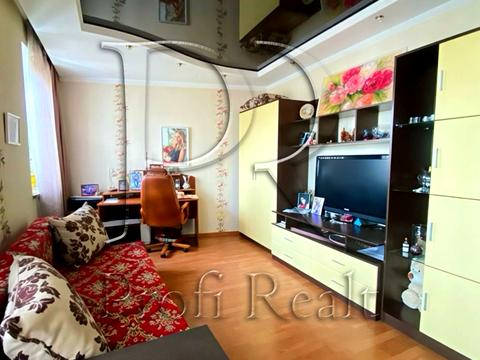 квартира за адресою Автозаводська вул., 99/4