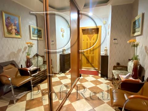 квартира за адресою Автозаводська вул., 99/4
