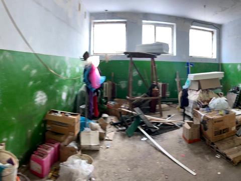 комерційна за адресою П'яскорського, 76