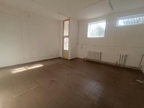 комерційна за адресою П'яскорського, 76