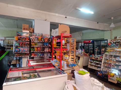 комерційна за адресою П'яскорського, 76