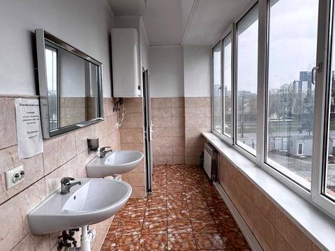 комерційна за адресою В'ячеслава Чорновола просп. (), 67