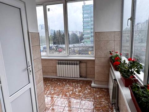 комерційна за адресою В'ячеслава Чорновола просп. (), 67