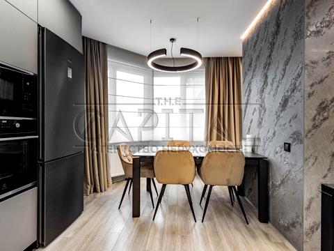 квартира за адресою Золотоустівська вул., 25