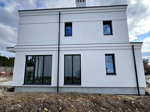 будинок за адресою Наварійська вул., 1
