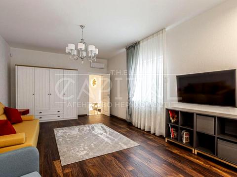 будинок за адресою с. Старі Безрадичі, Обухівський