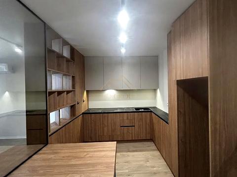 квартира за адресою Романа Левицького вул., 4