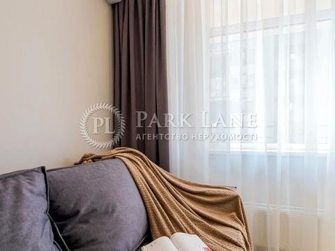 квартира за адресою Олександра Олеся вул., 5