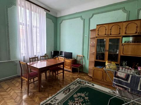 квартира за адресою Соборна пл., 9