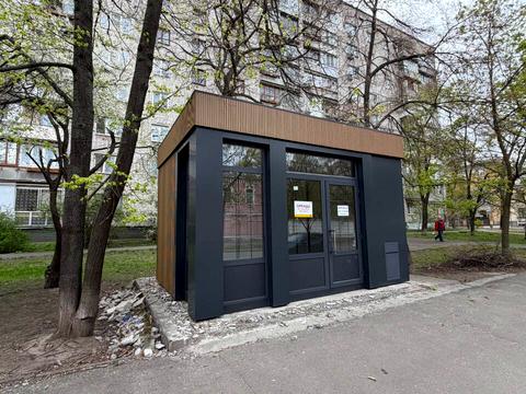 комерційна за адресою Введенська вул., 26