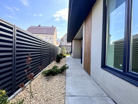 дом по адресу Урожайная