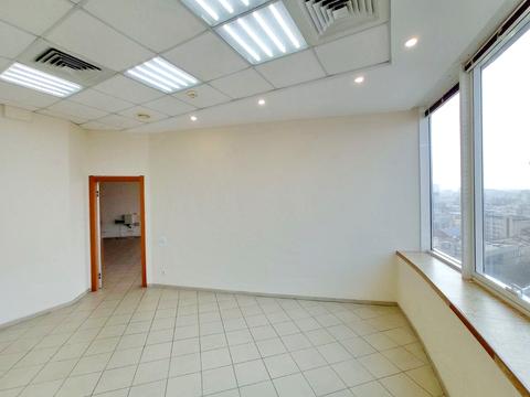 комерційна за адресою Королеви Єлизавети ІІ вул. (Глинки), 2