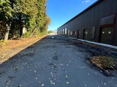 комерційна за адресою Січових Стрільців вул. (Щолківська), 1