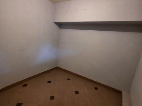 комерційна за адресою Почайнинська вул., 35