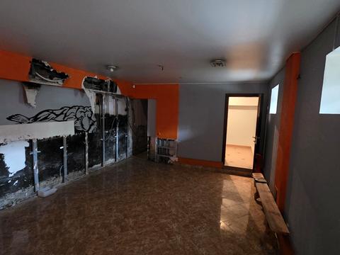 комерційна за адресою Почайнинська вул., 35