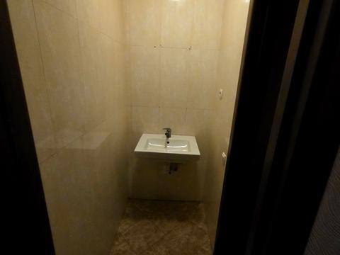 комерційна за адресою Почайнинська вул., 35