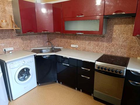 квартира за адресою Добровольців пров., 2