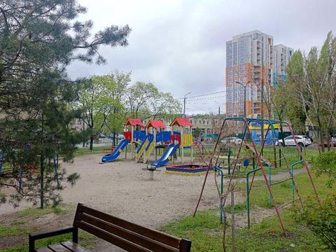 квартира за адресою Добровольців пров., 2