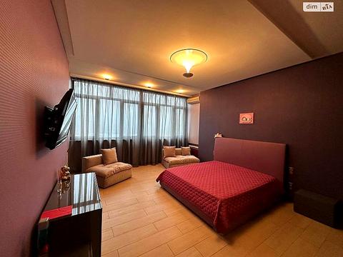 квартира по адресу Академика Ляпунова ул., 16