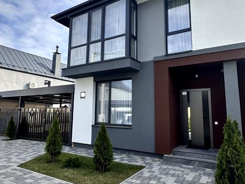 будинок за адресою Світанкова вул.