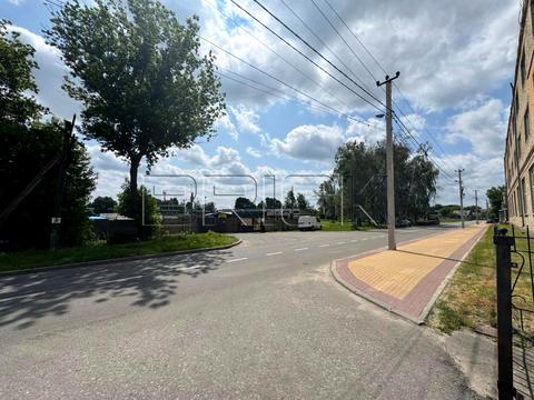 комерційна за адресою Чорних Запорожців вул. (Горького), 8