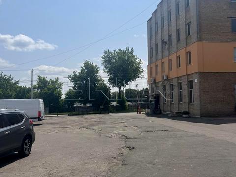 комерційна за адресою Чорних Запорожців вул. (Горького), 8