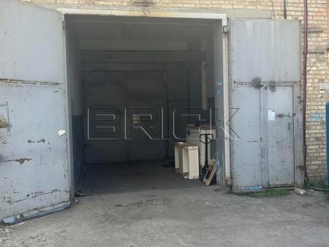 комерційна за адресою Чорних Запорожців вул. (Горького), 8