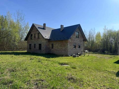 будинок за адресою с. Угринів, Калинова, 10