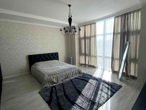 квартира по адресу Мостобудівників ул., 18