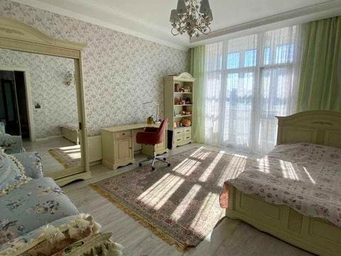 квартира по адресу Мостобудівників ул., 18