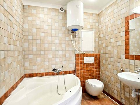 квартира за адресою Пріорська вул. (Полупанова), 10