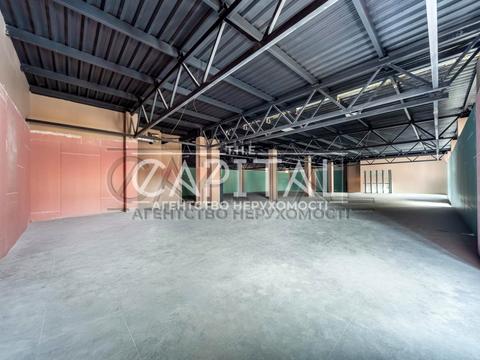 комерційна за адресою Грушевського вул., 12