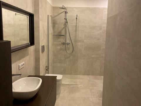 квартира за адресою Андрія Верхогляда вул. (Михайла Драгомирова), 20