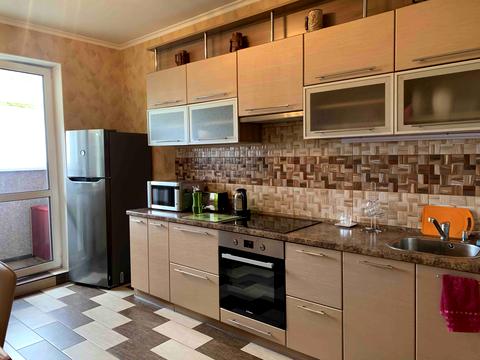 квартира по адресу Героев Полка "Азов ул. (Малиновского маршала), 8