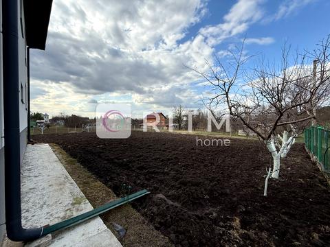 будинок за адресою с. Гаразджа, Вишнева, 5