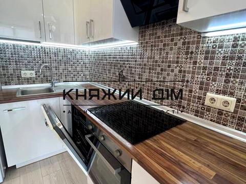 квартира за адресою Драгоманова вул., 40-Е