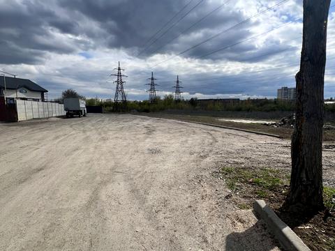 комерційна за адресою Польська вул. (Комарова), 9Б