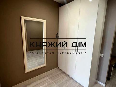 квартира за адресою Драгоманова вул., 40-Е
