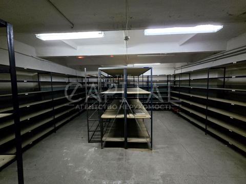 комерційна за адресою Івана Дзюби вул. (Сім'ї Сосніних), 3