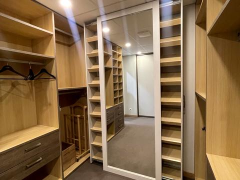 квартира за адресою Андрія Верхогляда вул. (Михайла Драгомирова), 20