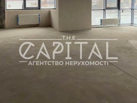 комерційна за адресою Трускавецька вул., 10-Г