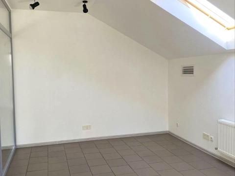 комерційна за адресою Шевченка вул., 36