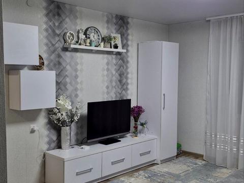 квартира за адресою Космонавтів вул., 18/9