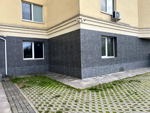 комерційна за адресою Новомостицька вул., 15