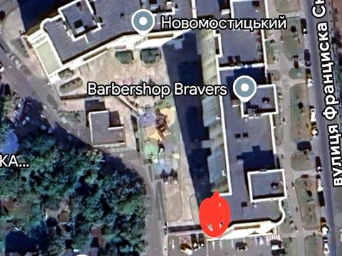 комерційна за адресою Новомостицька вул., 15