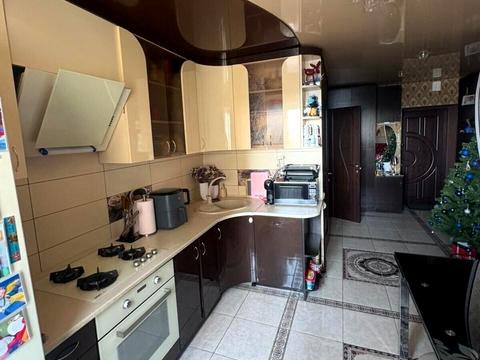 квартира за адресою Чорновола вул., 176