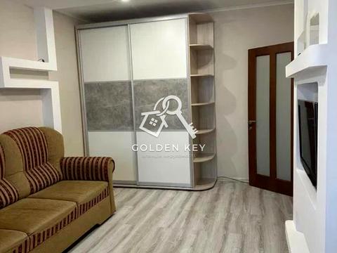 квартира по адресу Горняцкий микрорайон  (5-й микрорайон), 9